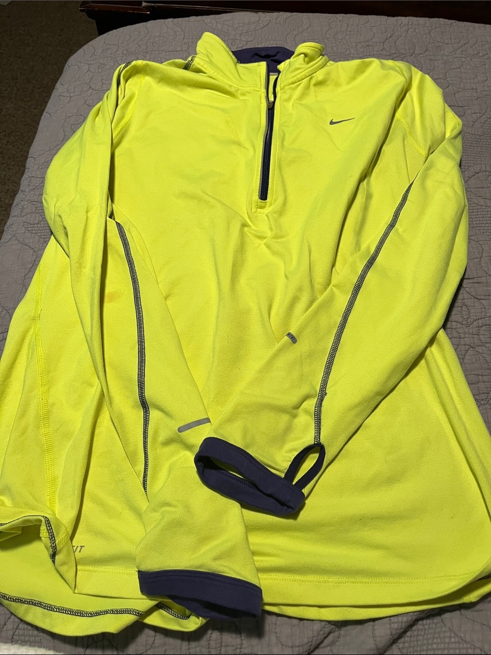 Nike Neon Yellow Performance 1/4 zip Size Large
